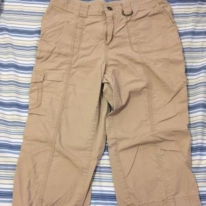 EUC Ladies Khaki Capris